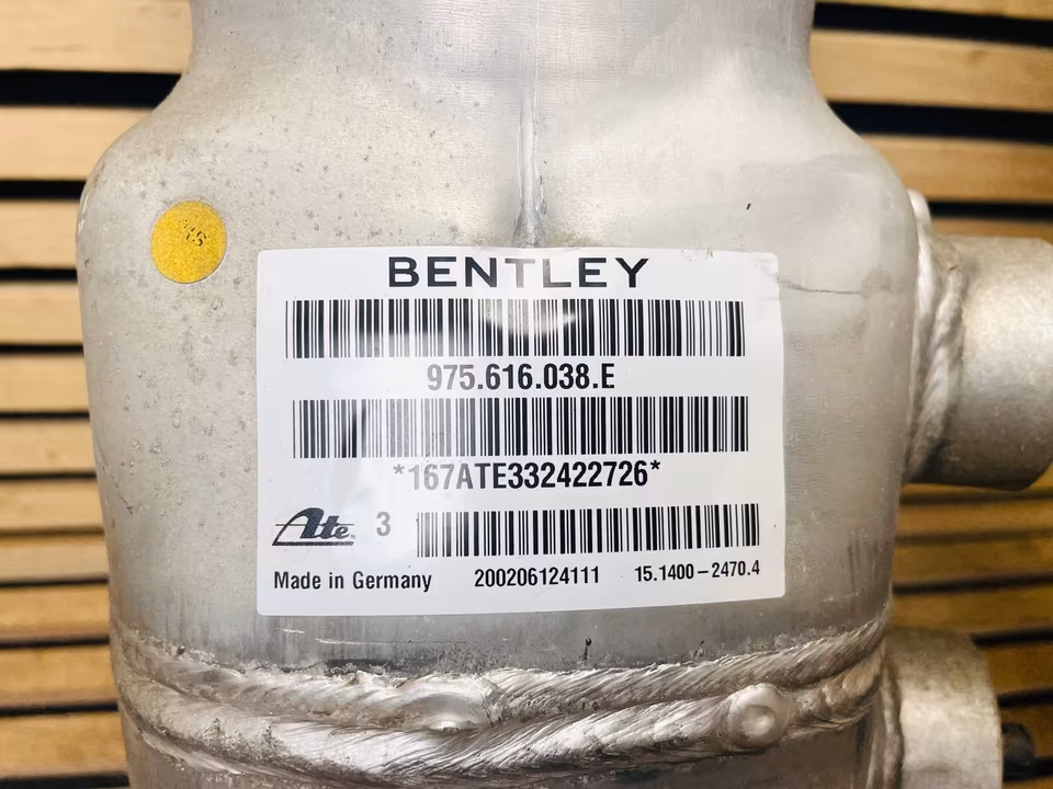Bentley GT GTC front shock absorbers 975616038E 975616037C - Image 7
