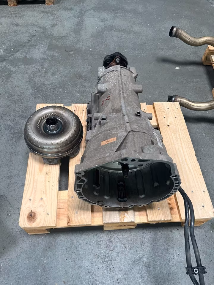 BMW X1 E84 automatic transmission ZF8HP45 1090 166XDZ 2-18-15
