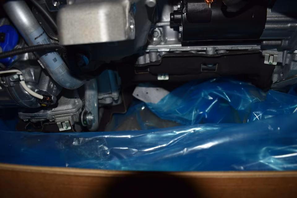 Mercedes complete engine M176.980 176 S S class 560 4km! - Image 9