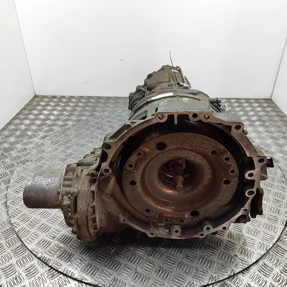 BENTLEY CONTINENTAL 3W Transmission PES 8HP-90 4.0 Petrol 373kw 2013 - Image 5
