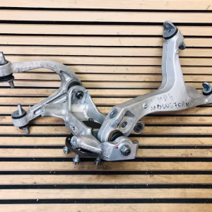 McLaren MP4 12C Front Left Steering Knuckle Wheel Hub Control Arm