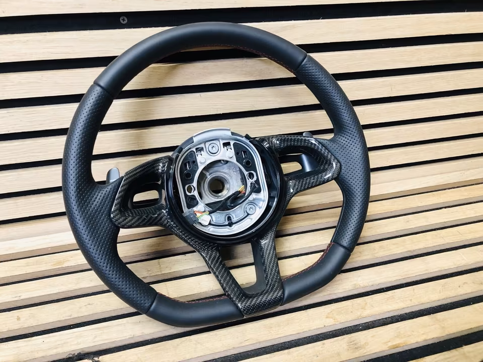 McLaren 650s MP4 12C steering wheel carbon - Image 8
