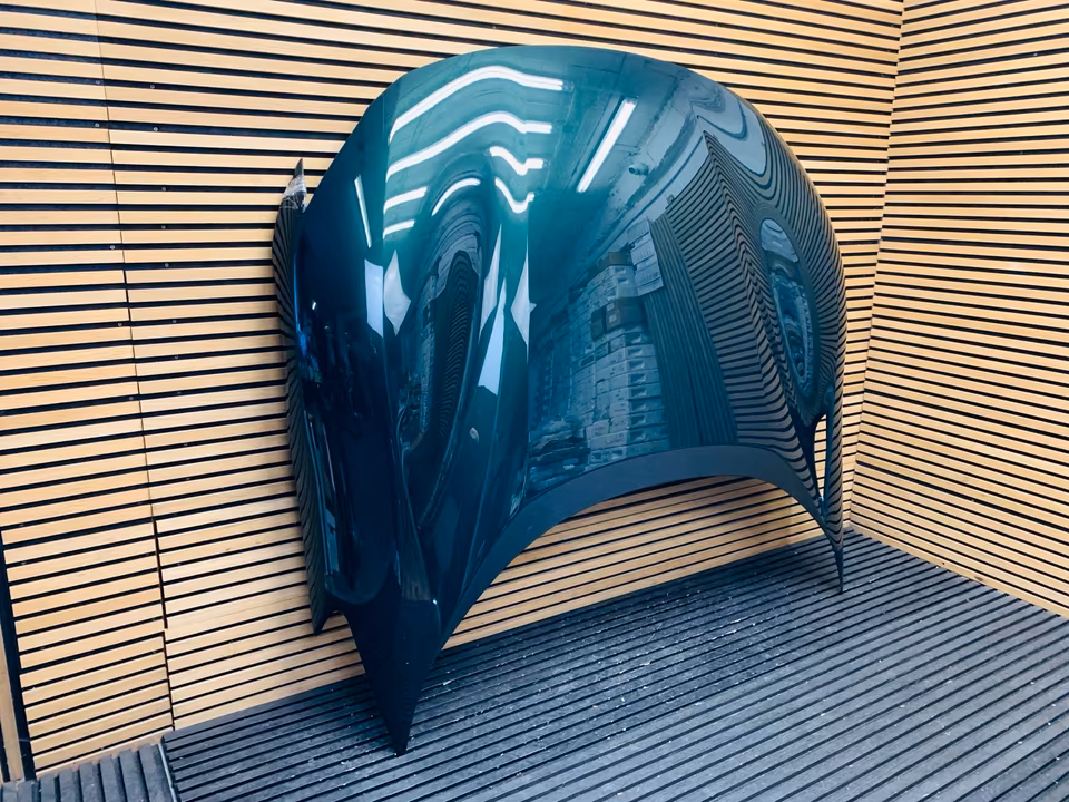 Ferrari Purosangue bonnet 985816231