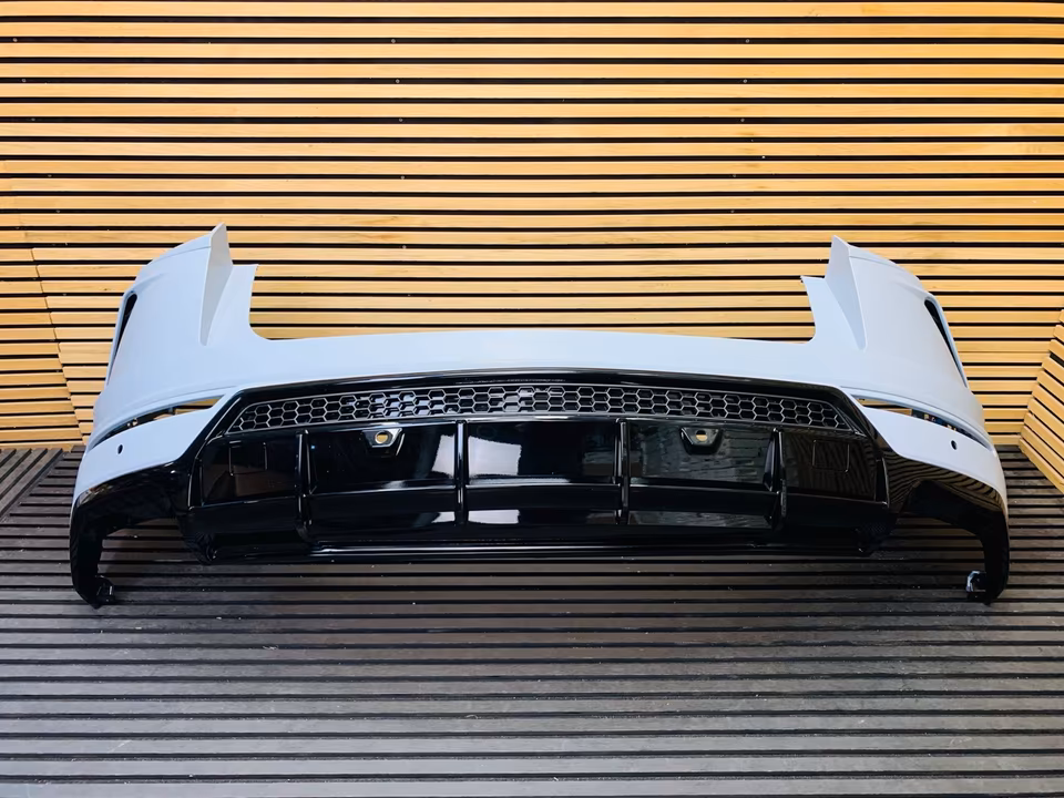 Lamborghini Urus hood, bumper, headlights, fenders - Image 3
