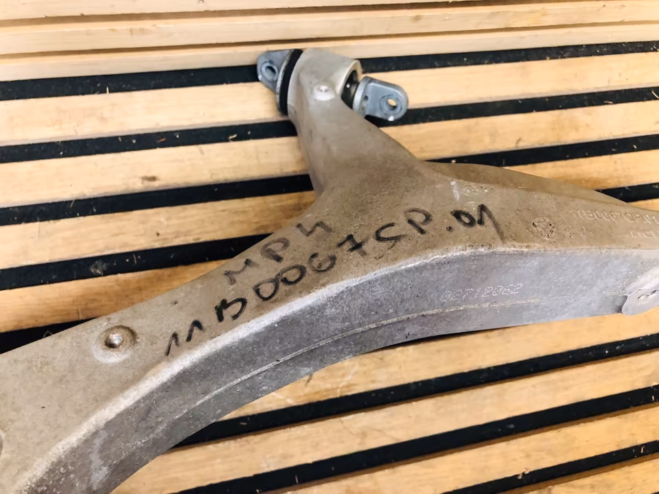 McLaren MP4 12C Front Left Steering Knuckle Wheel Hub Control Arm - Image 8