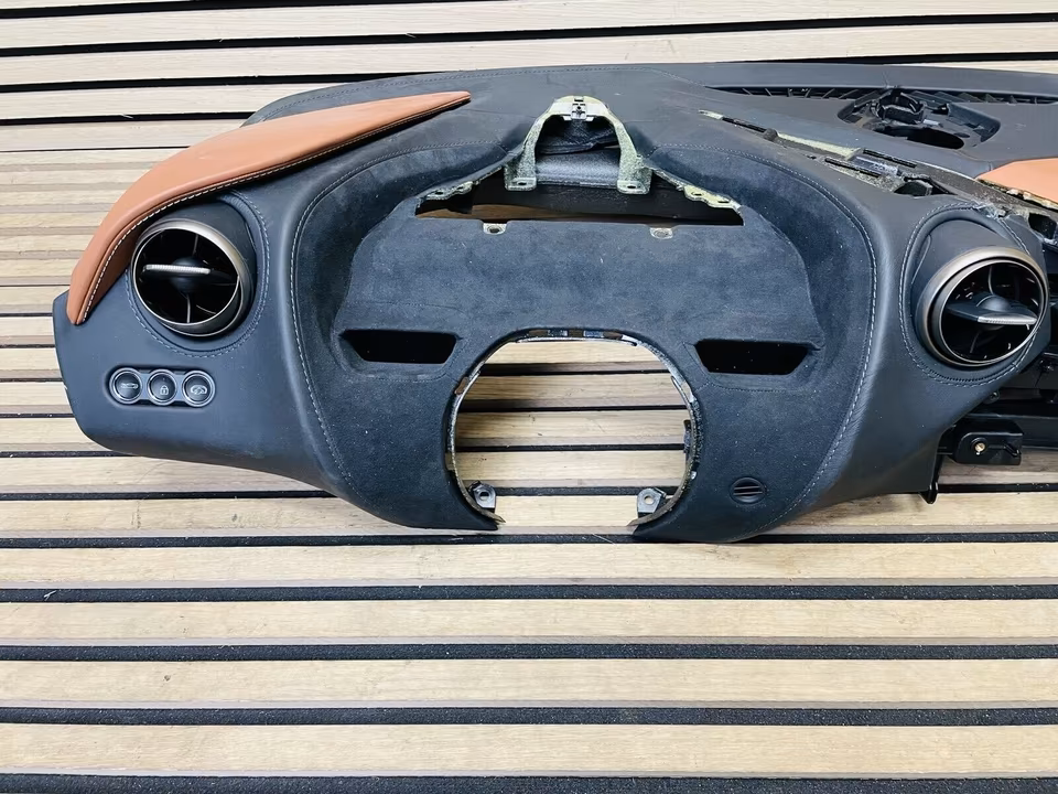 McLaren 720s dashboard alcantara leather 14NB062CP - Image 8