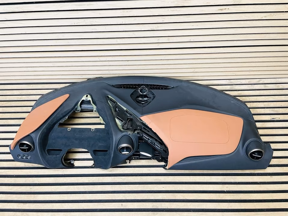 McLaren 720s dashboard alcantara leather 14NB062CP - Image 9