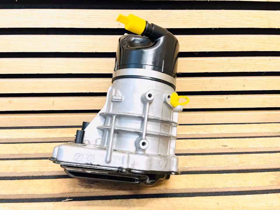 McLaren 720s electric hydraulic power steering pump TRW 14d0032cp - Image 5