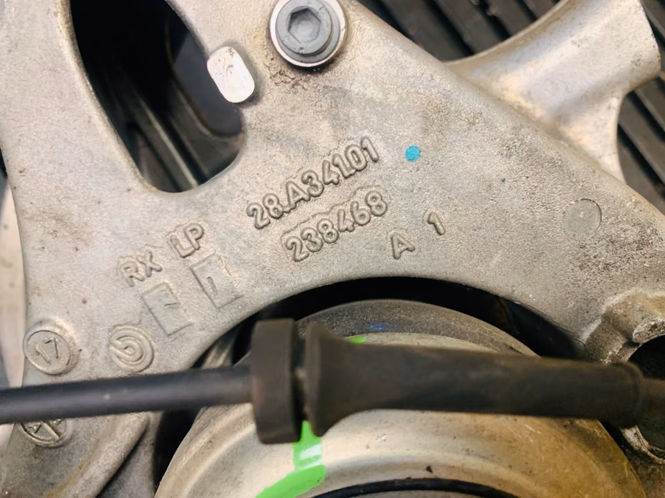 Ferrari California T Rear Left Steering Knuckle Shock Absorber 324167 - Image 4