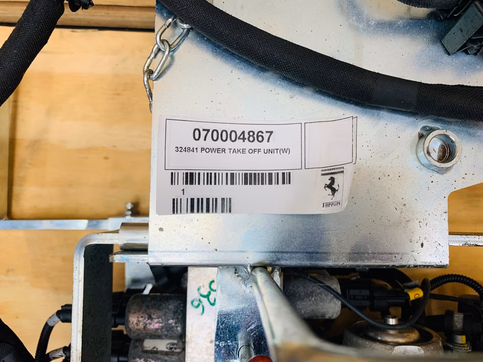 Ferrari GTC4 Lusso Differential Power Take Off Unit 324841 - Image 11
