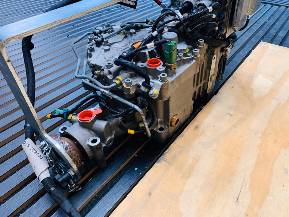 Ferrari GTC4 Lusso Differential Power Take Off Unit 324841 - Image 6